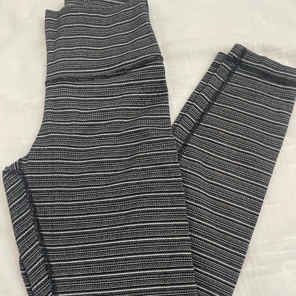 Lululemon leggings - Picture 2 of 3